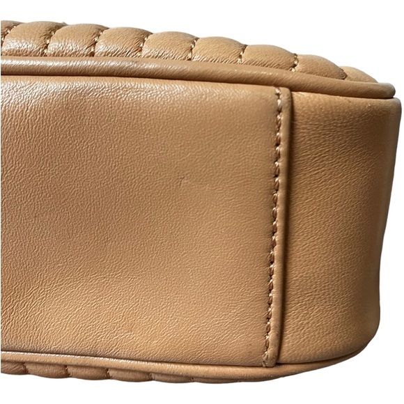 ISAAC Mizrahi Quilted Tan Leather Camera Style Crossbody Bag - Picture 9 of 16